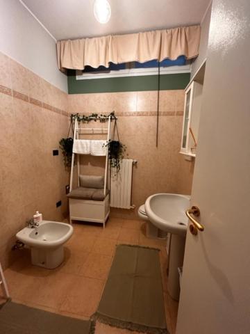 Appartement Bon Bon Del Viale-Con Posto Auto Privato à Asti Extérieur photo